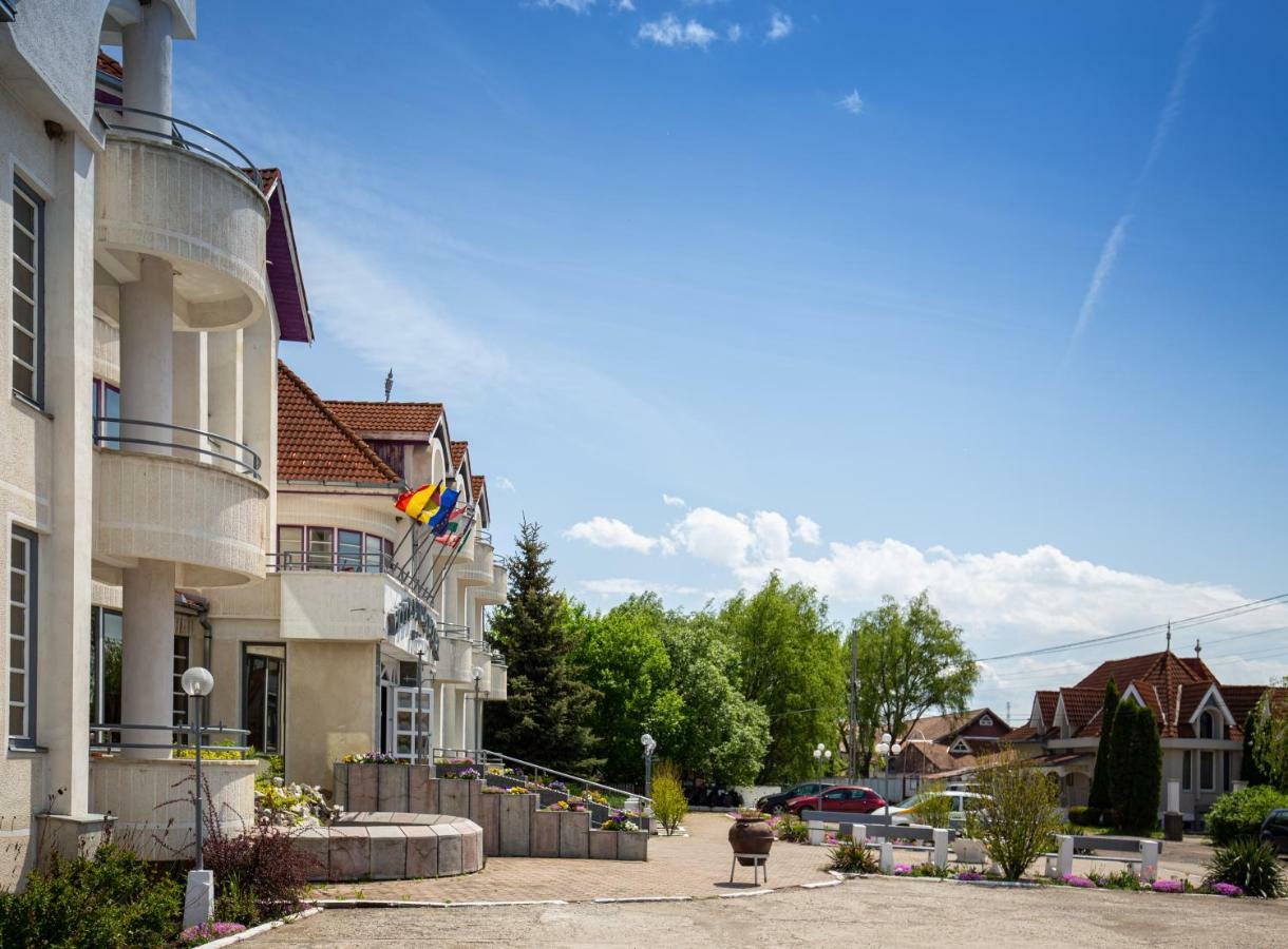 Hotel Castel Sfântu-Gheorghe Exteriér fotografie